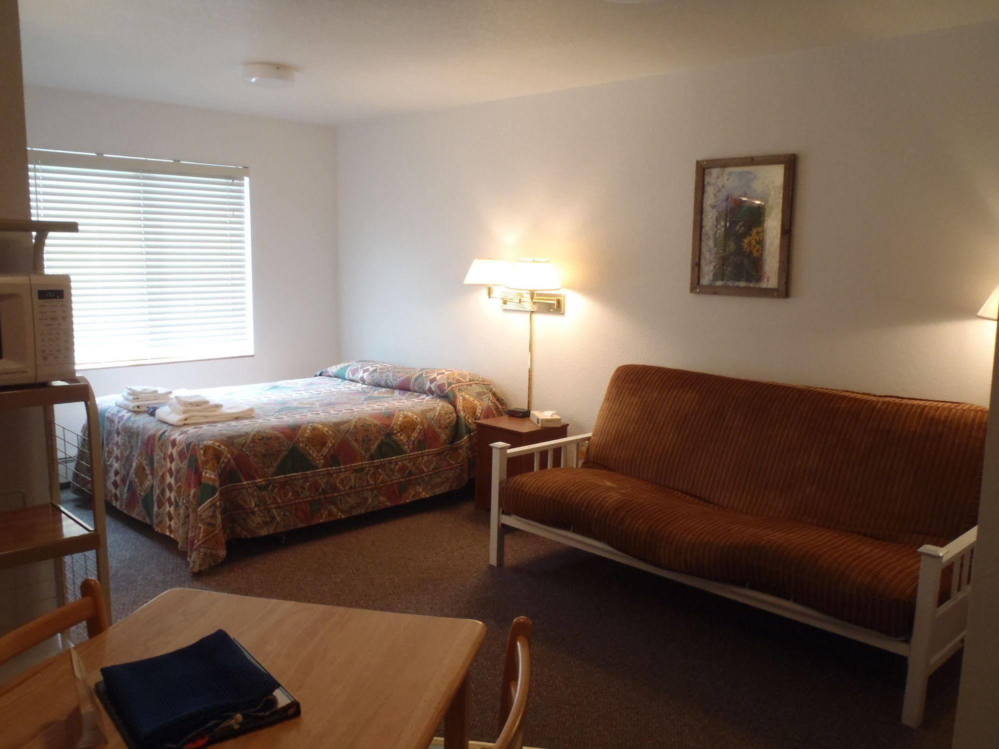 Three Rivers Resort 알몬트 외부 사진